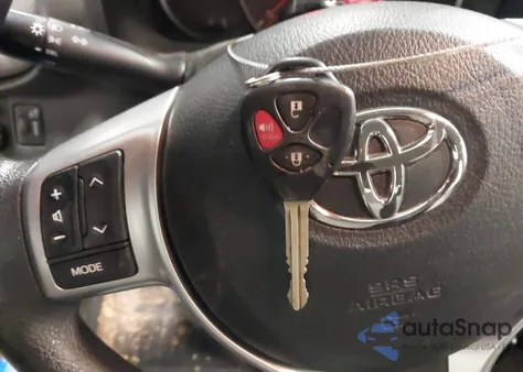 2014 Toyota Yaris Le (Tmc/Cbu Plant) z USA, uszkodzony, nr VIN JTDKTUD37ED588894